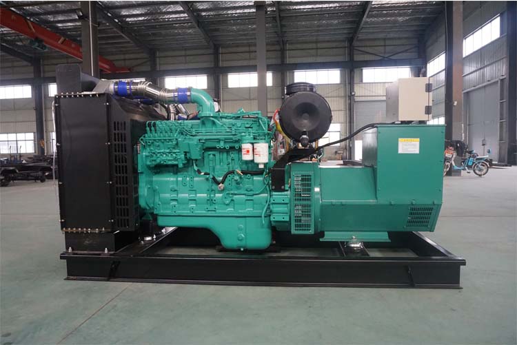 海南6LTAA8.9-G3东风康明斯动力配套200KW柴油发电机组